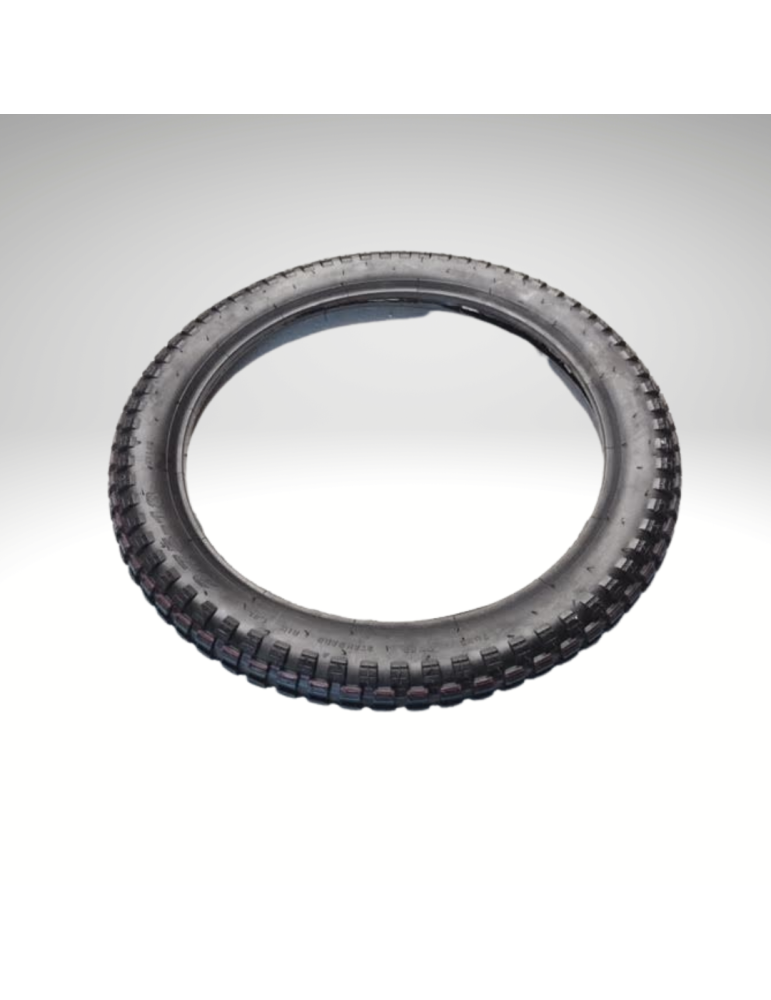 Pneumatique à crampons pour voiture hippomobile.10 tailles disponibles allant du 16"x2.5" au 36"x3.75"