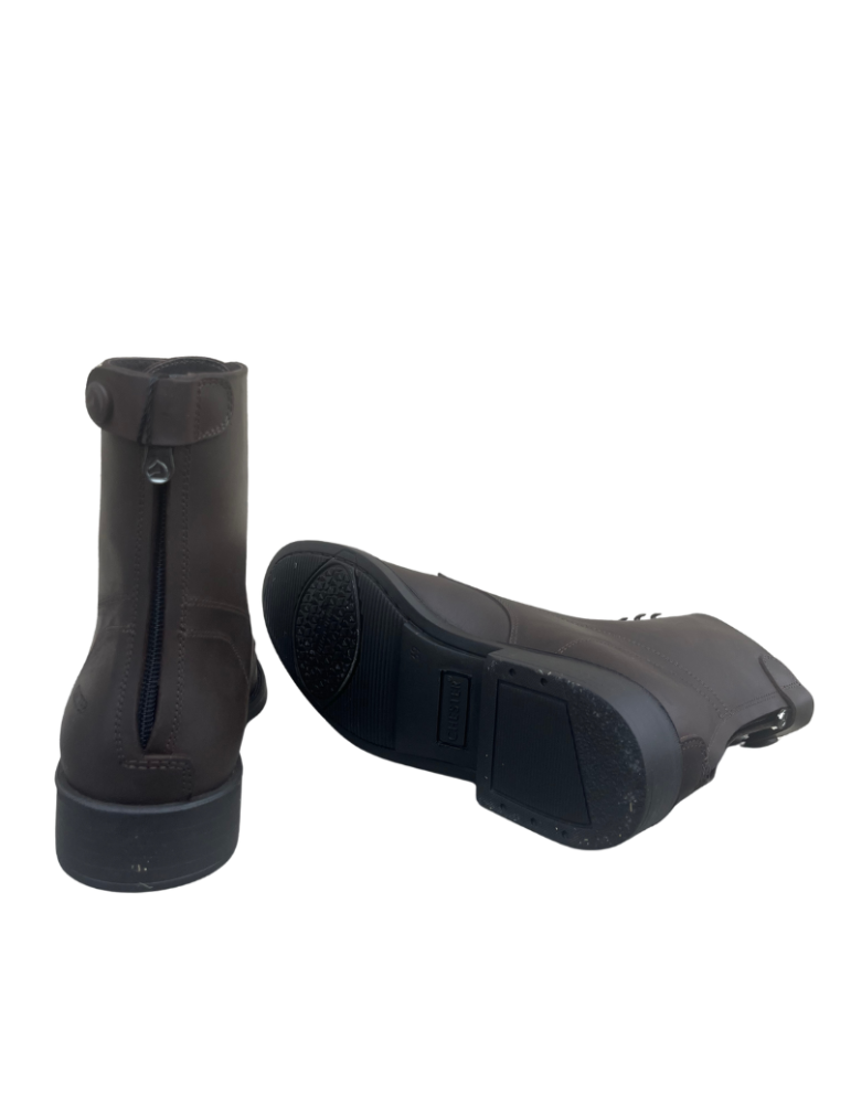 Boots Derby - SB